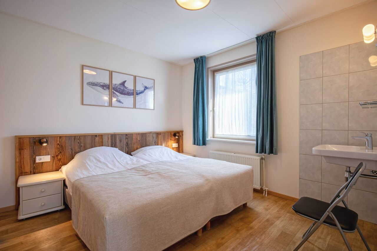 Schlafzimmer 1